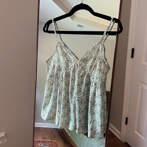 Spring Fever Green Floral Tank Top – Size Medium (NWT)
